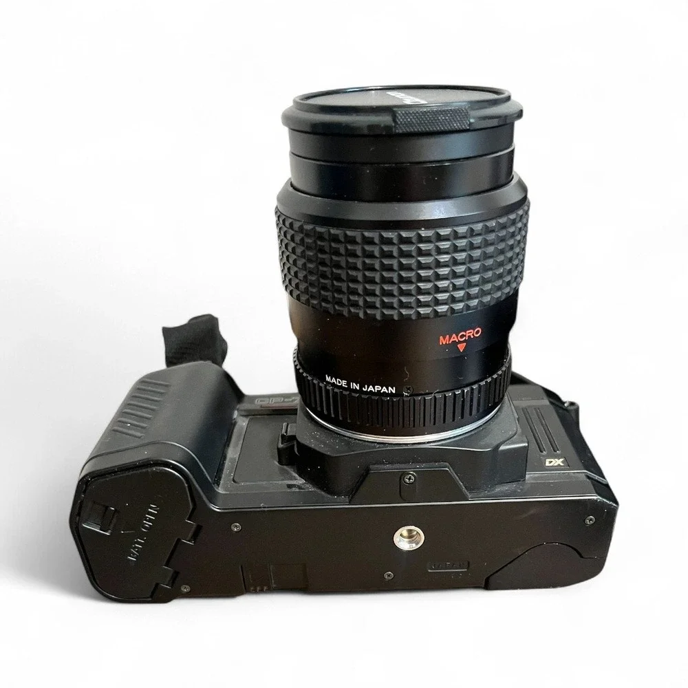 Chinon CP-7m Multi Program SLR Camera with Ozunon Lens, Flash,‎ Bag, Manual